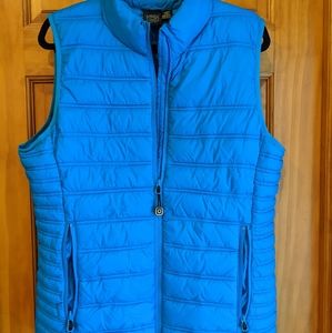 NWOT 🚫🪶 puffer vest w/Instagram zipper pulls